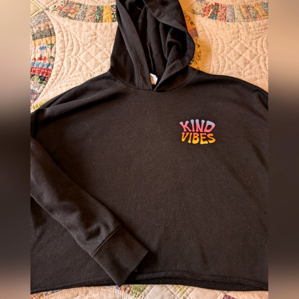 Cropped black kind vibes hoodie